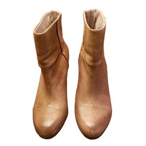 EUC | Vince Camuto | Newbury Leather Ankle Booties | Size: 8B